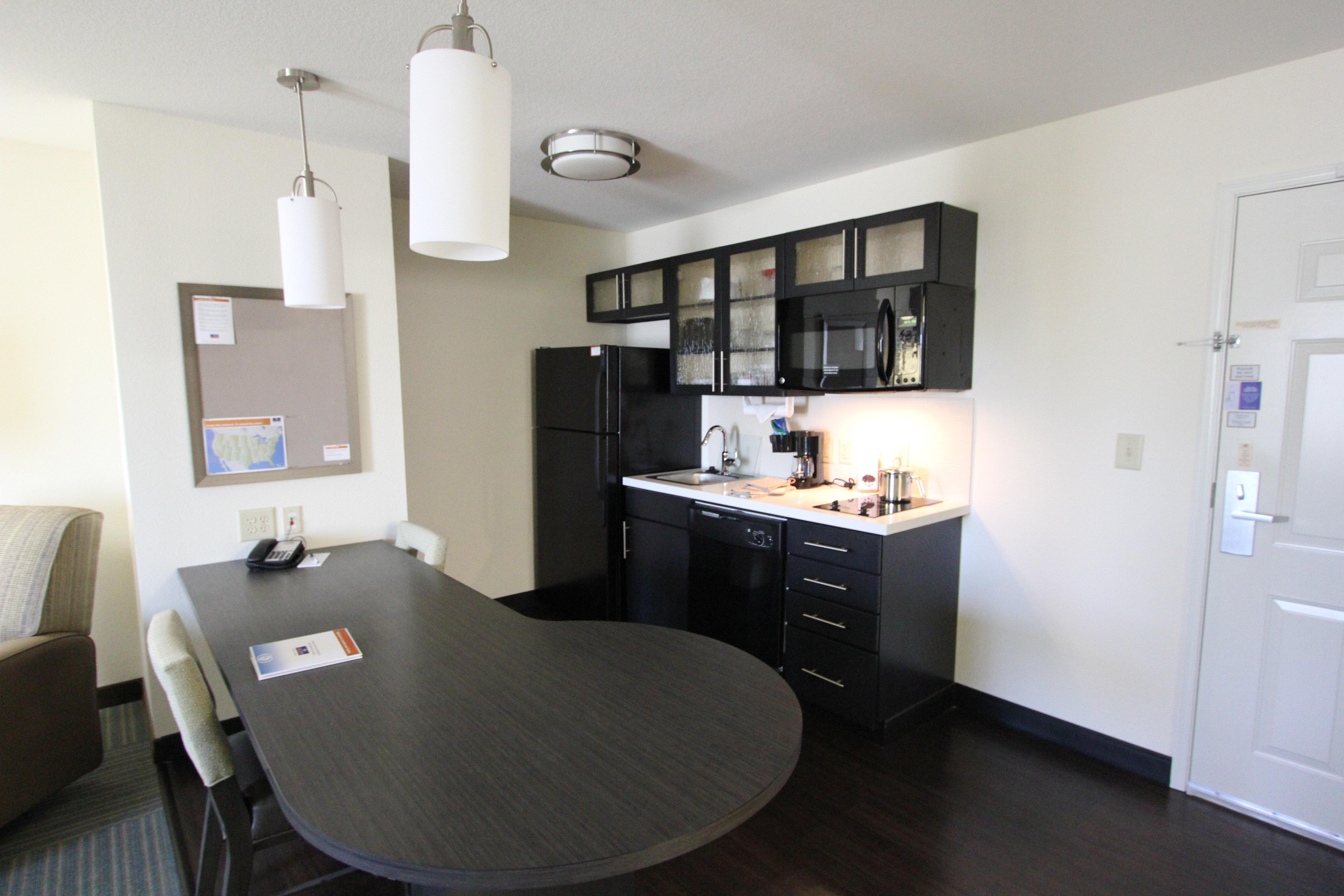 Hotel Candlewood By Ihg 2*